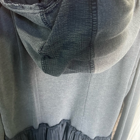 Free People: Summer Dreams Navy Hooded Pullover. NWOT - Picture 9 of 9